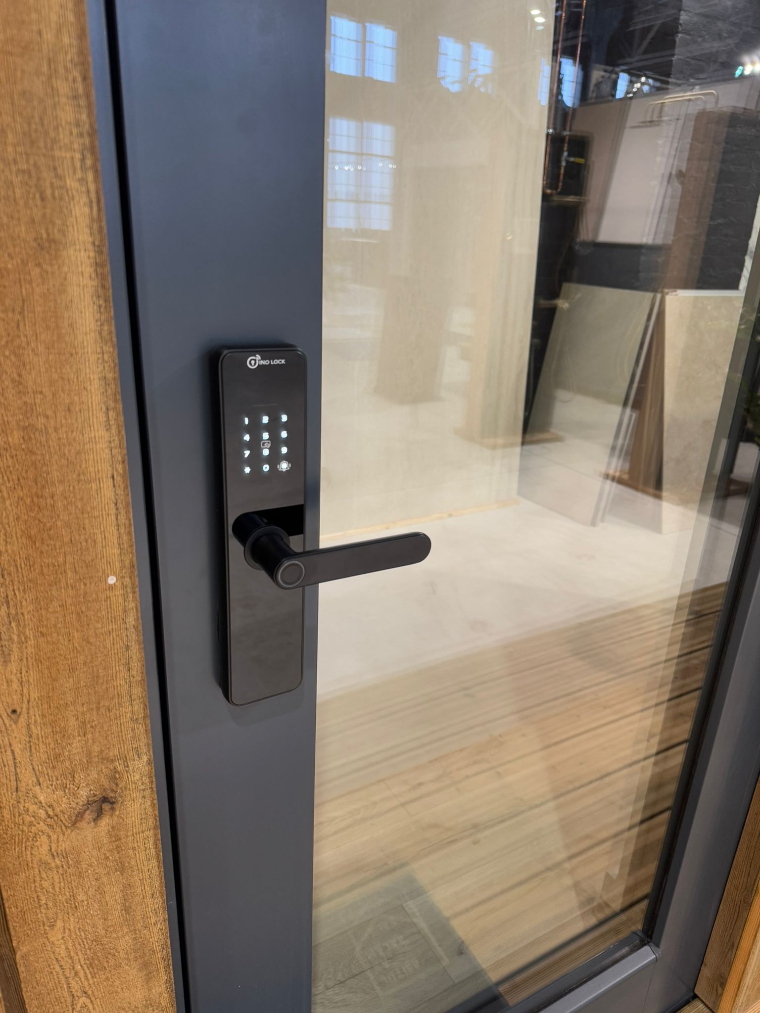 INO 04 - INO LOCK Smart Locks